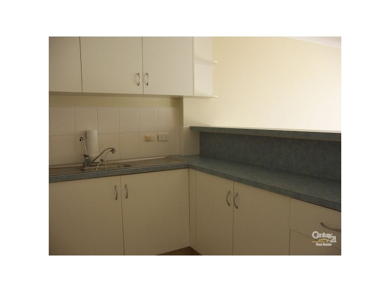 8/3 Ocean Street, Mermaid Beach QLD 4218