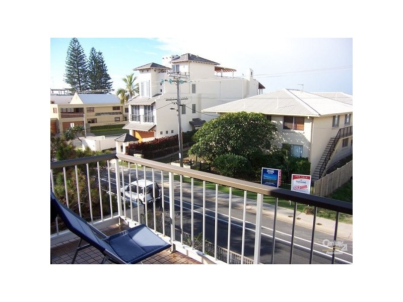 8/3 Ocean Street, Mermaid Beach QLD 4218