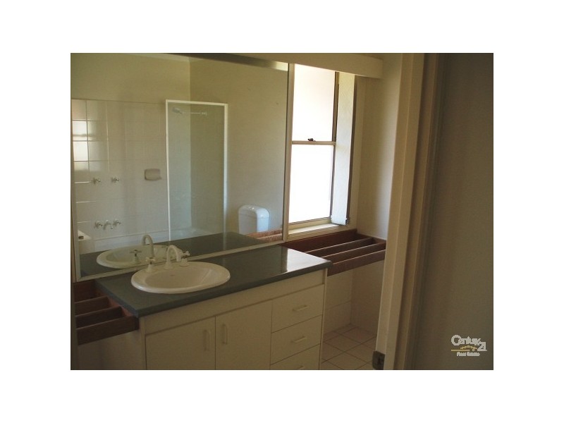 22/1 Township Drive, Burleigh Heads QLD 4220