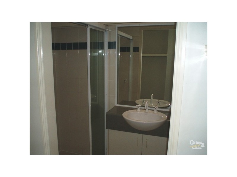 22/1 Township Drive, Burleigh Heads QLD 4220