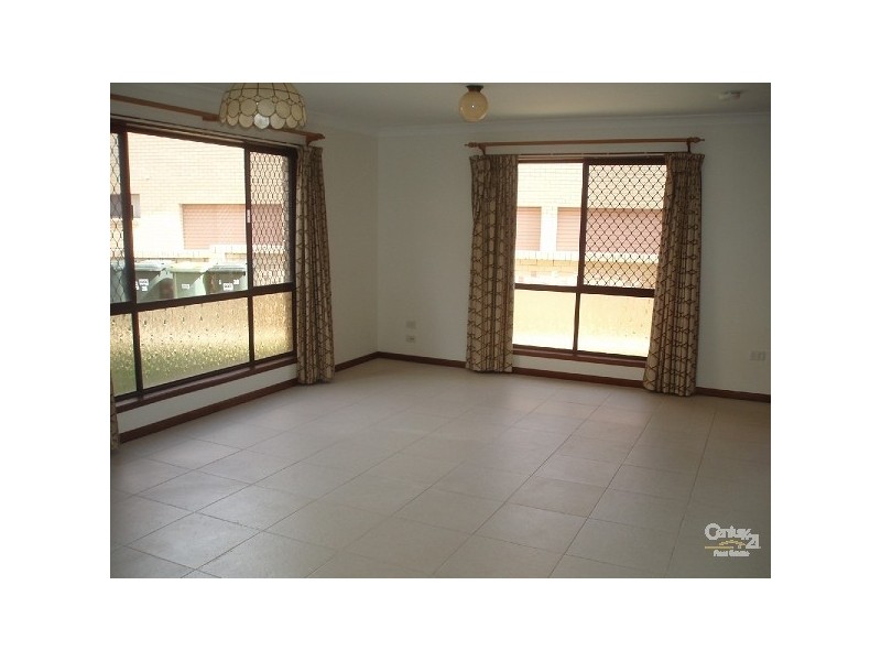 6/26 Duet Drive, Mermaid Waters QLD 4218