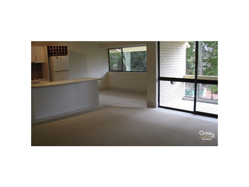 10/22 Rudd Street, Broadbeach Waters QLD 4218