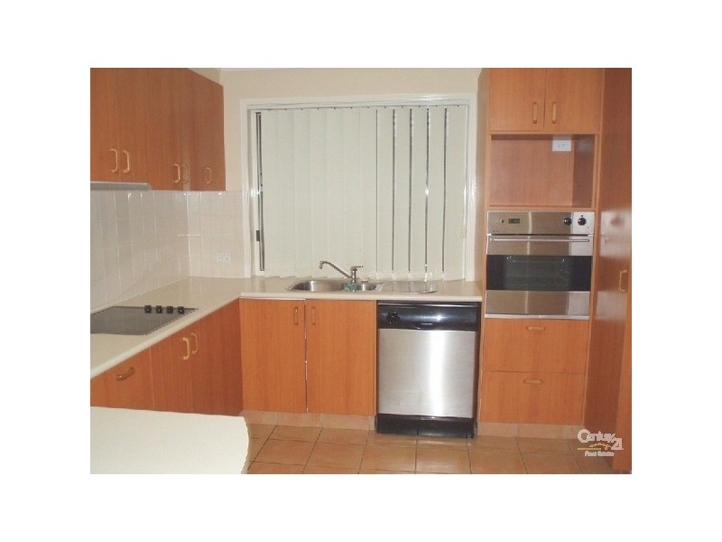 65 Yodelay Street, Varsity Lakes QLD 4227