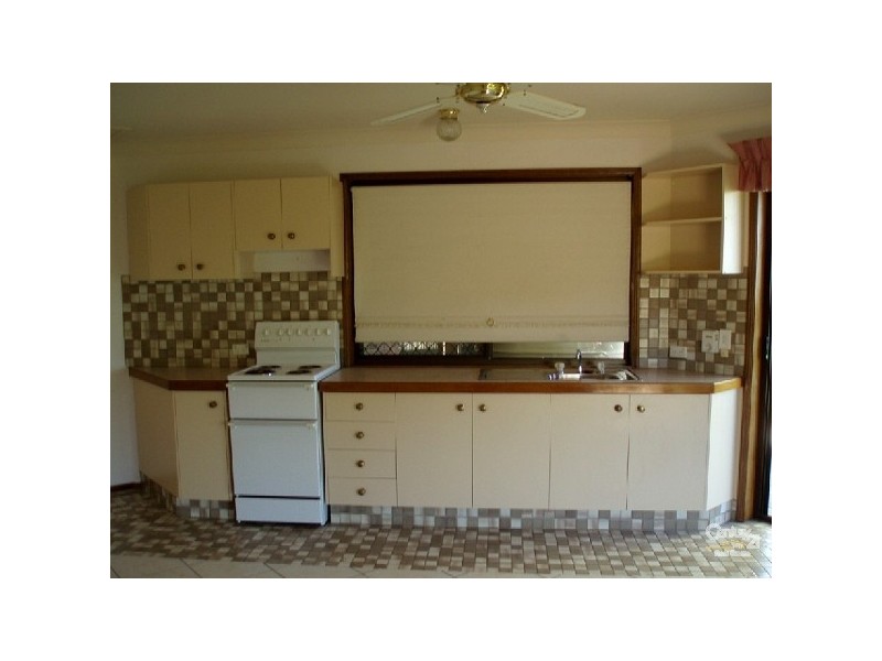 10 Chesnut Street, Elanora QLD 4221