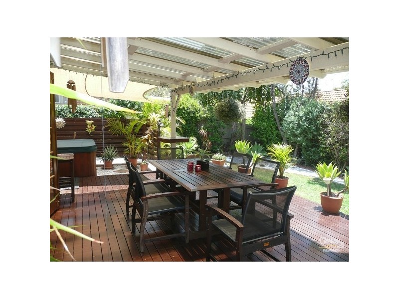 81 Cheltenham Drive, Robina QLD 4226