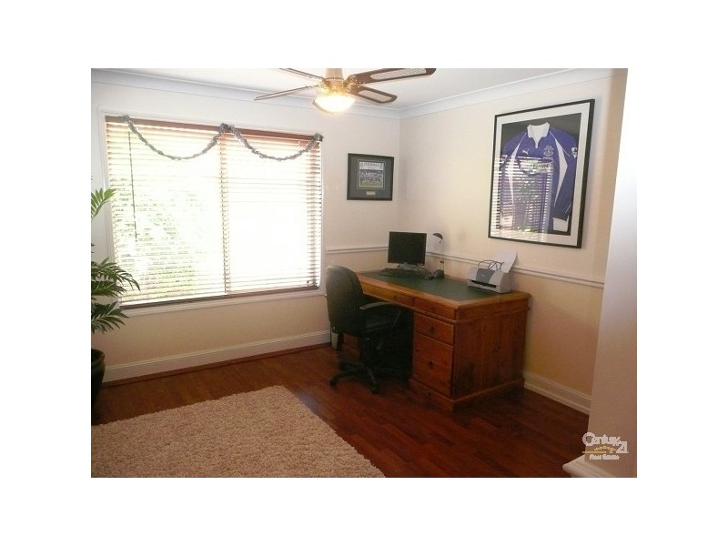 81 Cheltenham Drive, Robina QLD 4226