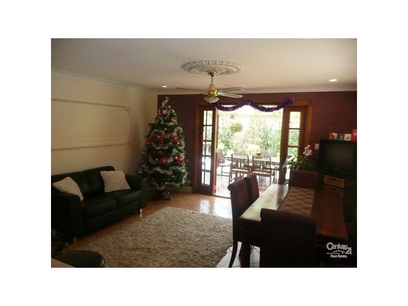 81 Cheltenham Drive, Robina QLD 4226