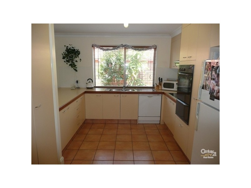 81 Cheltenham Drive, Robina QLD 4226