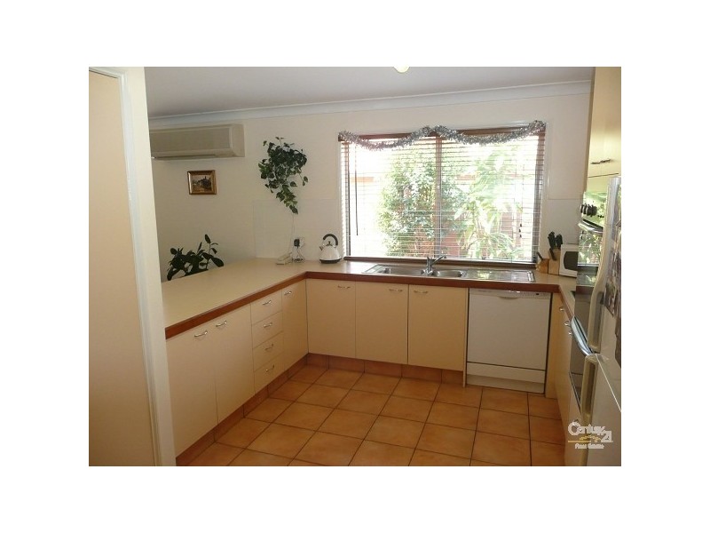 81 Cheltenham Drive, Robina QLD 4226