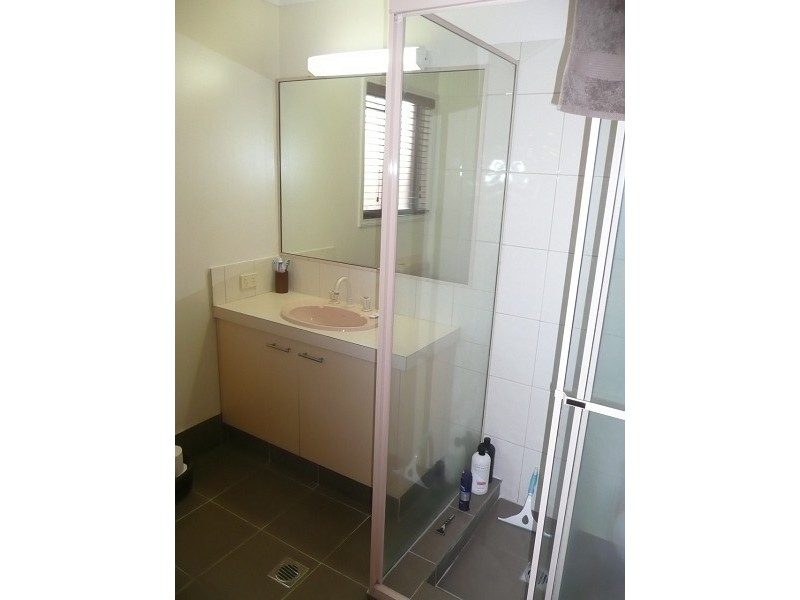 81 Cheltenham Drive, Robina QLD 4226