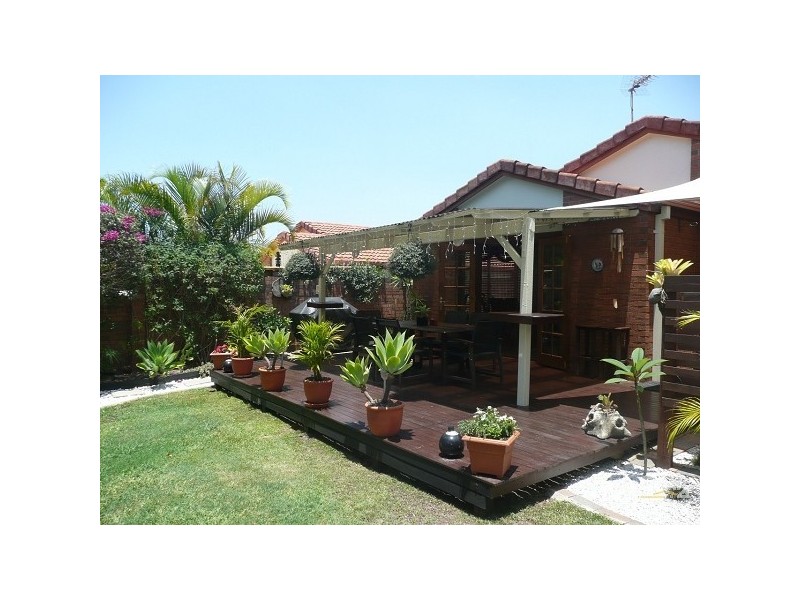 81 Cheltenham Drive, Robina QLD 4226