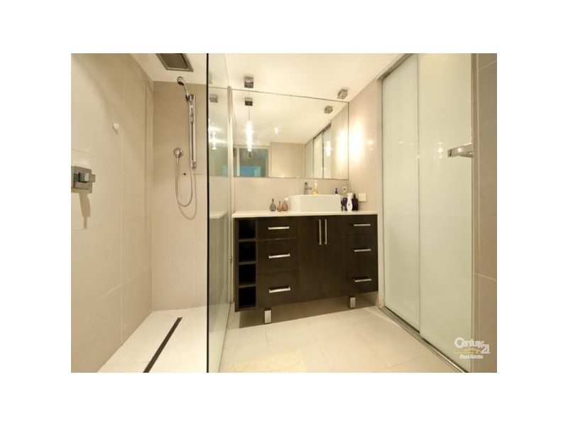 6/22 Rudd Street, Broadbeach Waters QLD 4218