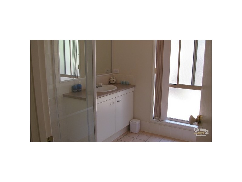 27 Highbridge Rise, Mudgeeraba QLD 4213