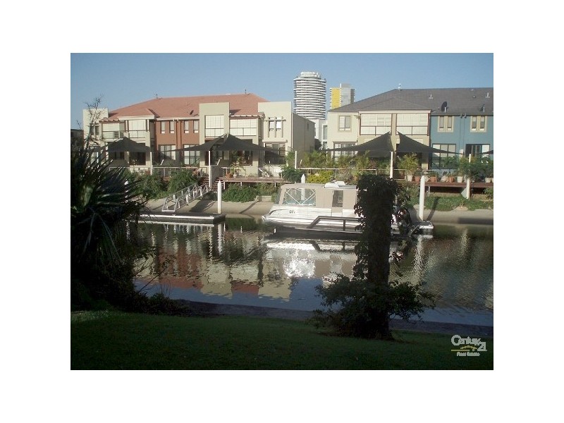 10 Havanna Key, Broadbeach Waters QLD 4218