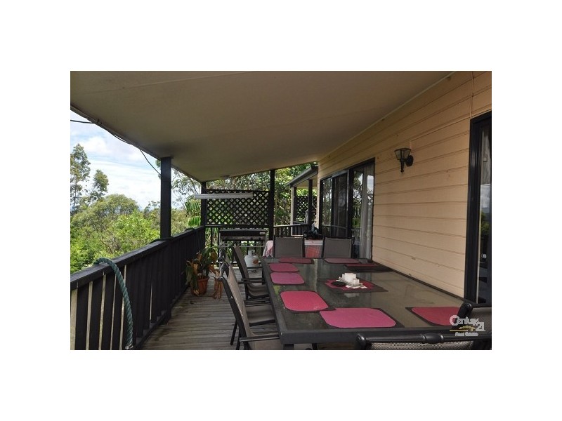 180 Chesterfield Drive, Bonogin QLD 4213