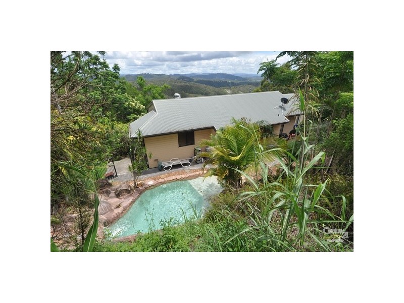 180 Chesterfield Drive, Bonogin QLD 4213