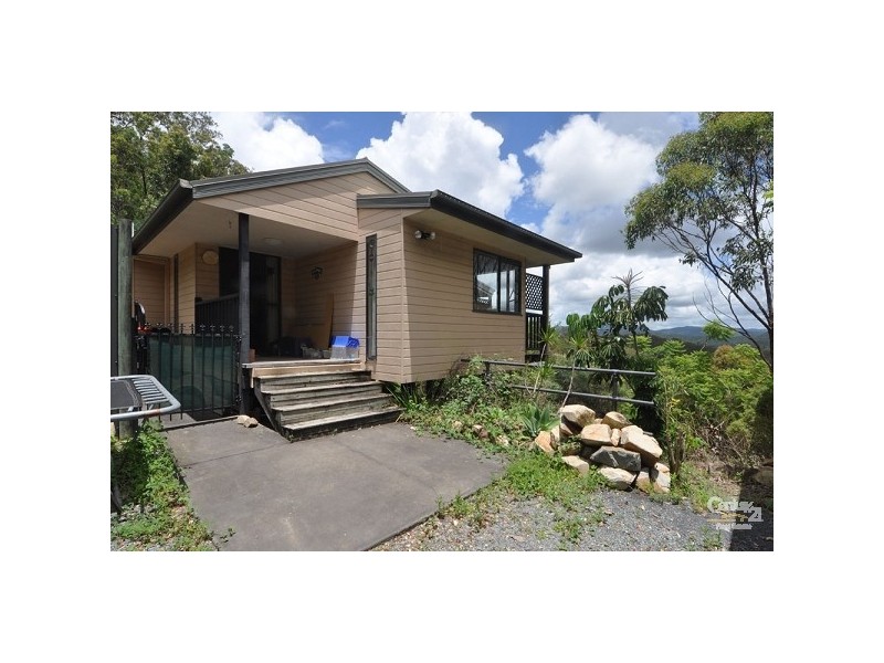 180 Chesterfield Drive, Bonogin QLD 4213