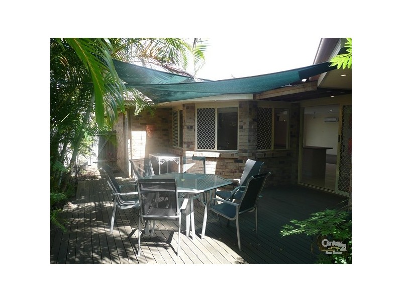 4 Grassmere Court, Robina QLD 4226