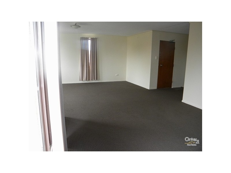 17 Duet Drive, Mermaid Waters QLD 4218