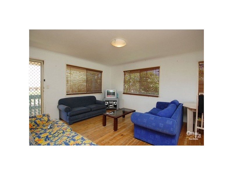 18 Birigun Street, Mermaid Waters QLD 4218