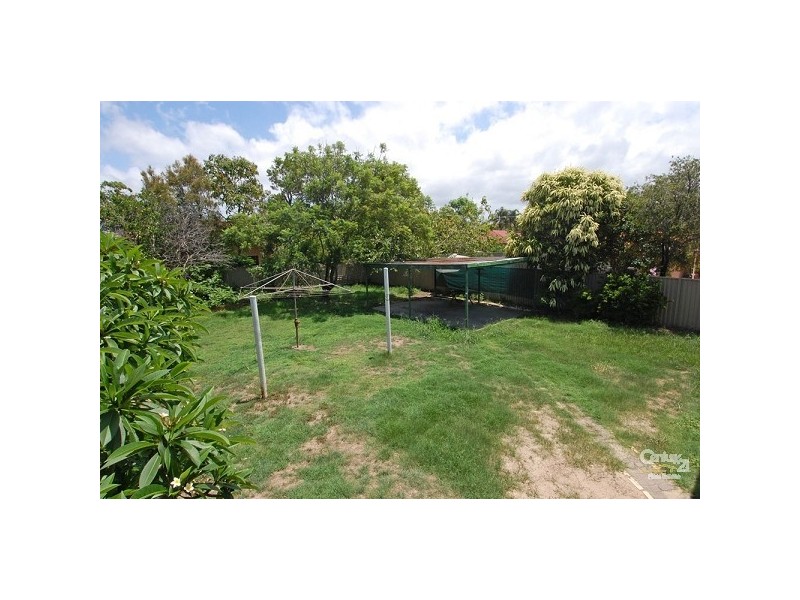 18 Birigun Street, Mermaid Waters QLD 4218