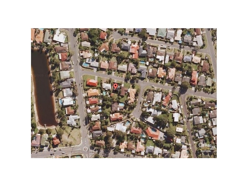 18 Birigun Street, Mermaid Waters QLD 4218