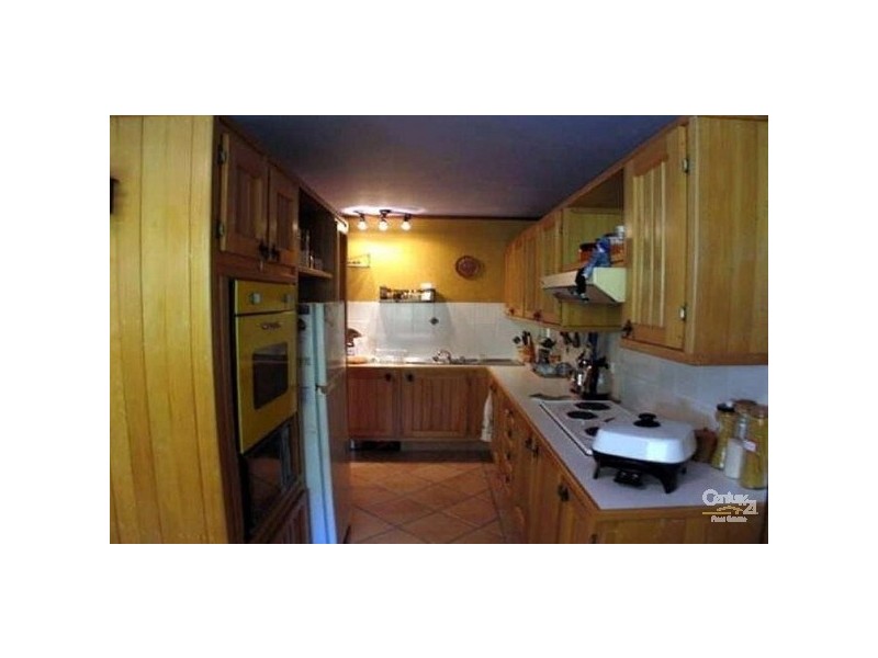 Broadbeach Waters QLD 4218