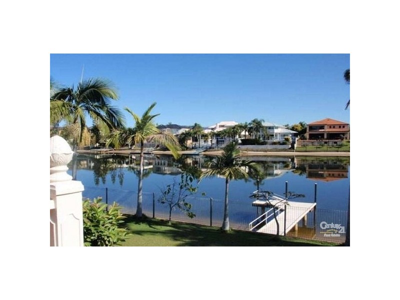 34 Charolais Crescent, Benowa QLD 4217