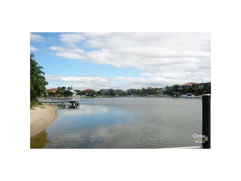 34 Charolais Crescent, Benowa QLD 4217