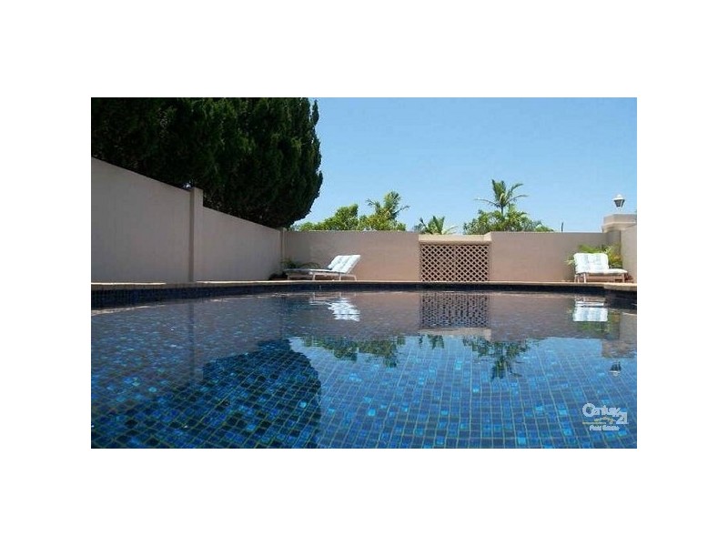 34 Charolais Crescent, Benowa QLD 4217