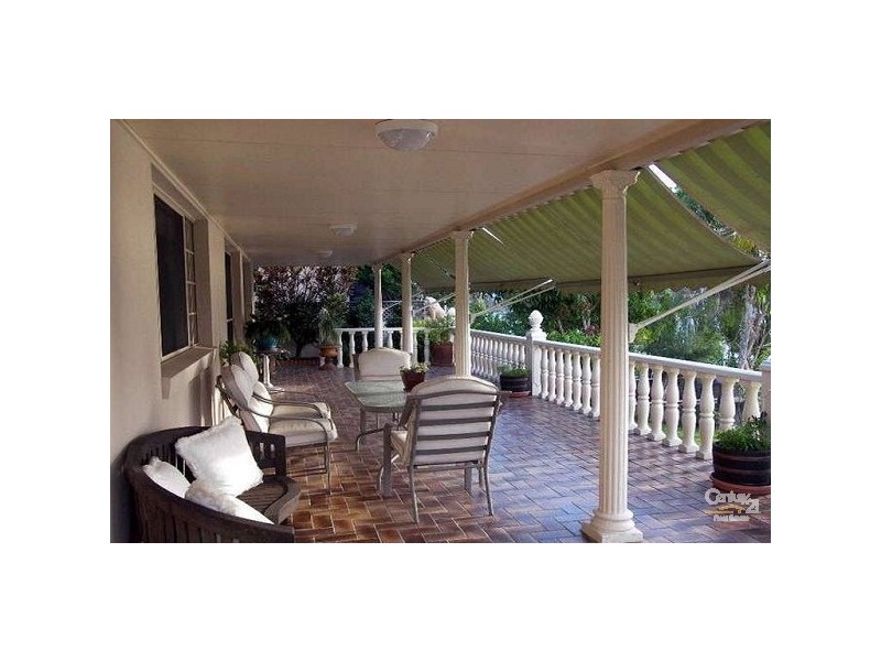 34 Charolais Crescent, Benowa QLD 4217