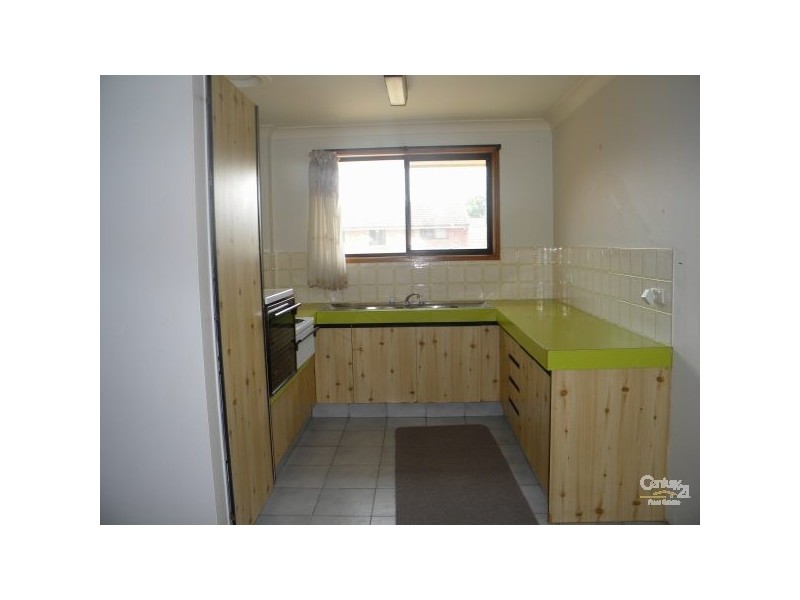 11 Duet Drive, Mermaid Waters QLD 4218