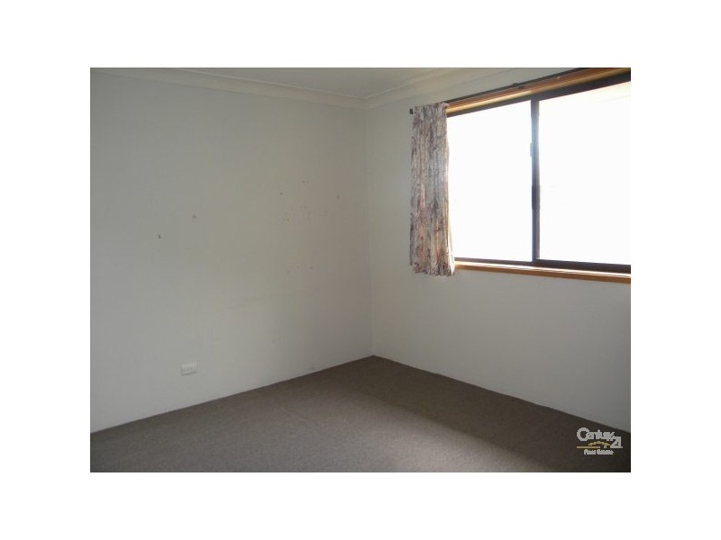 11 Duet Drive, Mermaid Waters QLD 4218