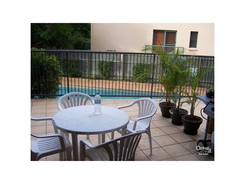 5/21-23 Markeri Street, Mermaid Beach QLD 4218