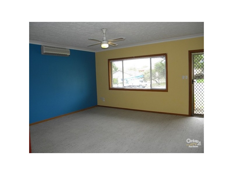 33 Pappas Way, Carrara QLD 4211