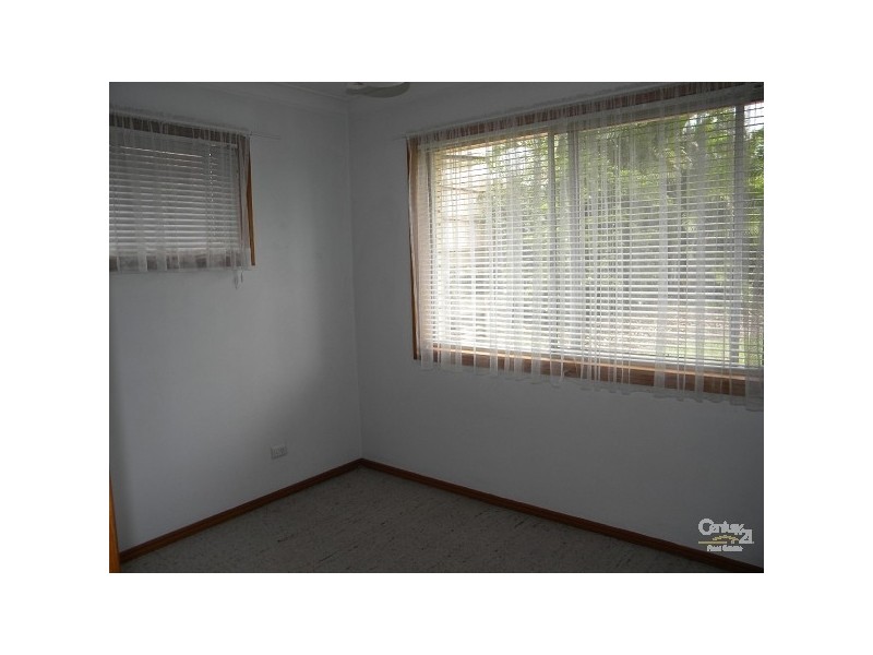 33 Pappas Way, Carrara QLD 4211