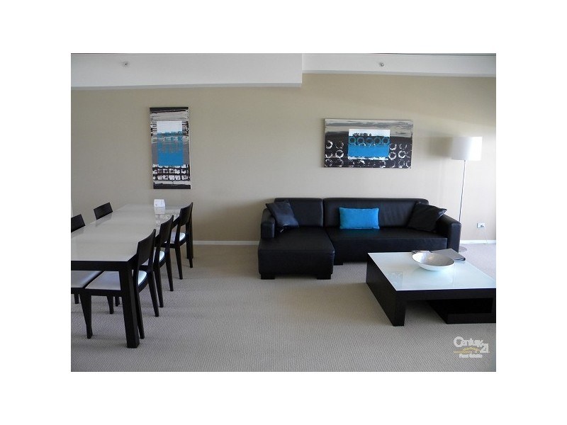 22 Surf Parade  SIERRA GRAND, Broadbeach QLD 4218