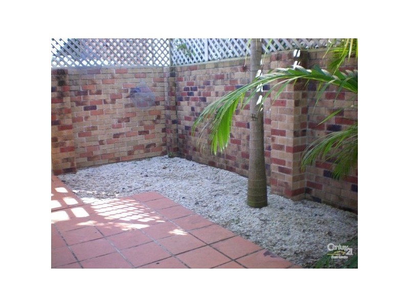 2/40 Alfred Street, Mermaid Beach QLD 4218