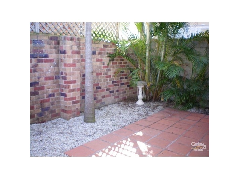 2/40 Alfred Street, Mermaid Beach QLD 4218