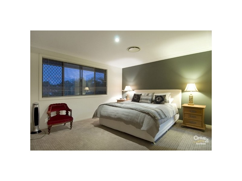 40 Pinnacle Court, Robina QLD 4226