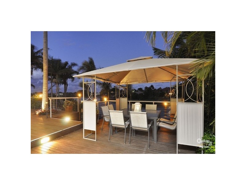 40 Pinnacle Court, Robina QLD 4226