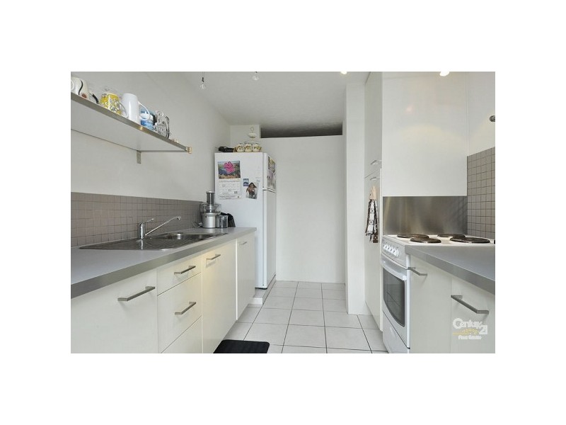 7/10 Duet Drive, Mermaid Waters QLD 4218