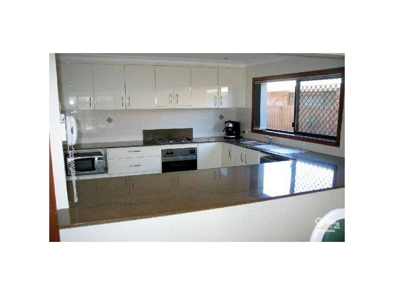 1 Alma Street, Broadbeach Waters QLD 4218