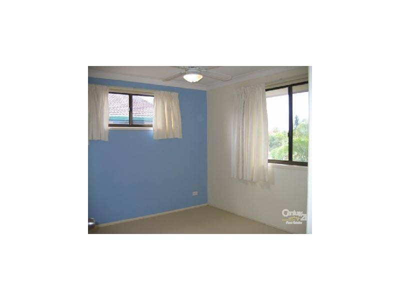 4/13 Duet Drive, Mermaid Waters QLD 4218