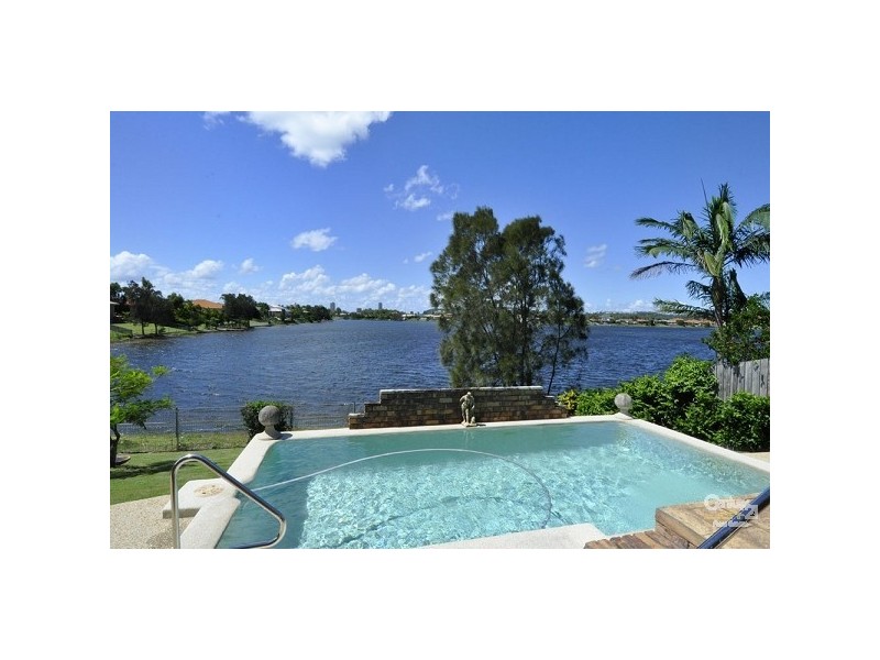 89 Cassowary Drive, Burleigh Waters QLD 4220