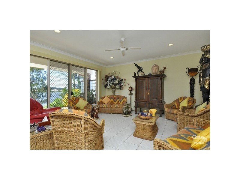89 Cassowary Drive, Burleigh Waters QLD 4220