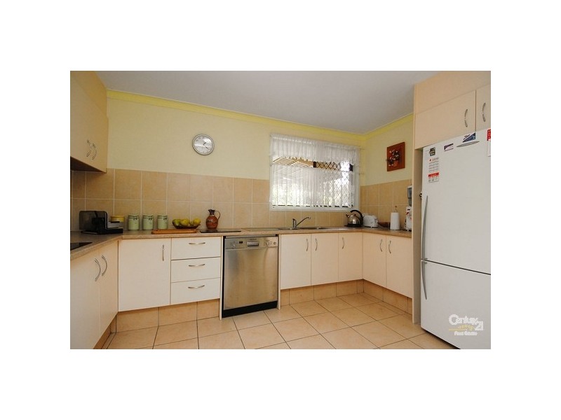 2/16 Christina Court, Mermaid Waters QLD 4218