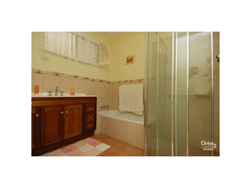 2/16 Christina Court, Mermaid Waters QLD 4218