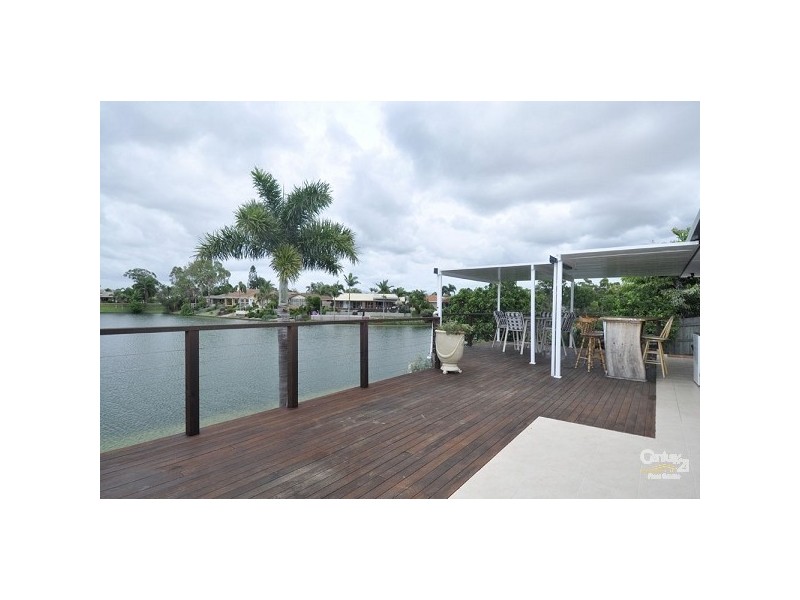 23 Long Island Court, Mermaid Waters QLD 4218