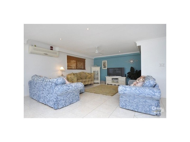 23 Long Island Court, Mermaid Waters QLD 4218